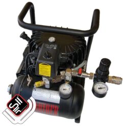tragbarer Kompressor mit einem MDR2 Druckschalter, einem Druckregler mit Filtereinheit, 1 Motor und einem liegenden Drucklufttank in schwarz